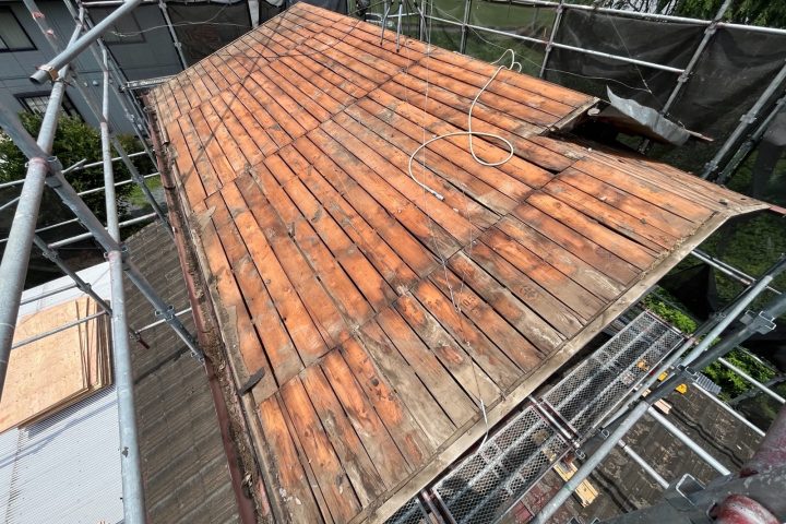 ,つくば市,つくばみらい市,土浦市,阿見町,牛久市,龍ケ崎市,石岡市,稲敷市,牛久市,美浦村,利根町,取手市,守谷市,かすみがうら市,茨城県,番長,屋根葺き替え,工事,建幸番長,屋根工事,屋根,雨樋,修理,外壁,外壁張替工事,リフォーム,カバー工法,内装工事,雨漏り,健康,コロニアル,Tルーフ,シングル屋根,横暖ルーフ,板金屋根,瓦,トタン,スレート,ガルバリウム鋼板,ルーフィング,予防,診断,お家,早期発見,お家のことなら,診断,ディプロマットスター