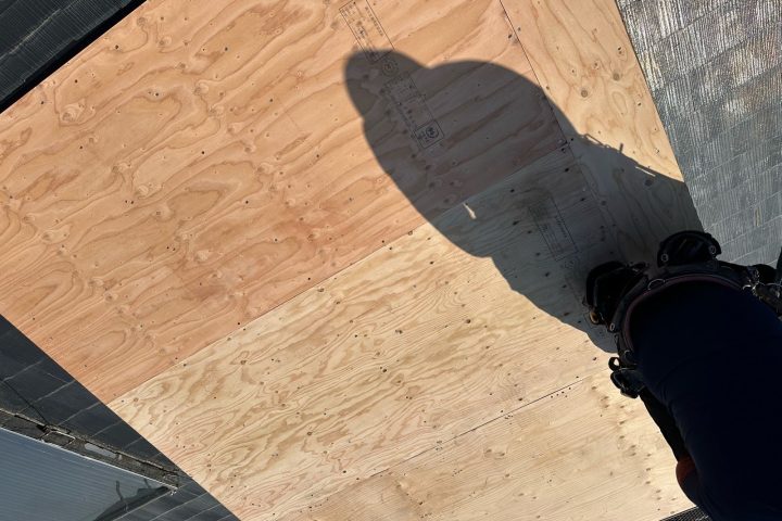 ,つくば市,つくばみらい市,土浦市,阿見町,牛久市,龍ケ崎市,石岡市,稲敷市,牛久市,美浦村,利根町,取手市,守谷市,かすみがうら市,茨城県,番長,屋根葺き替え,工事,建幸番長,屋根工事,屋根,雨樋,修理,外壁,外壁張替工事,リフォーム,カバー工法,内装工事,雨漏り,健康,コロニアル,Tルーフ,シングル屋根,横暖ルーフ,板金屋根,瓦,トタン,スレート,ガルバリウム鋼板,ルーフィング,予防,診断,お家,早期発見,お家のことなら,診断,ディプロマットスター