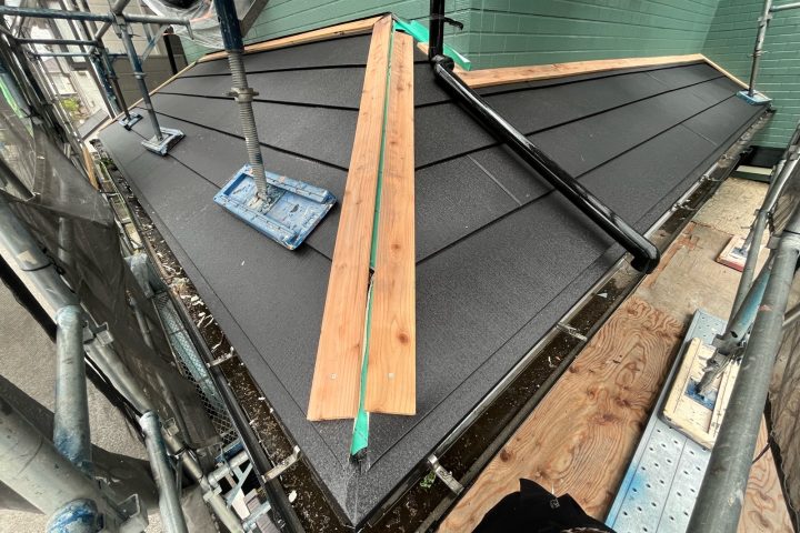 ,つくば市,つくばみらい市,土浦市,阿見町,牛久市,龍ケ崎市,石岡市,稲敷市,牛久市,美浦村,利根町,取手市,守谷市,かすみがうら市,茨城県,番長,屋根葺き替え,工事,建幸番長,屋根工事,屋根,雨樋,修理,外壁,外壁張替工事,リフォーム,カバー工法,内装工事,雨漏り,健康,コロニアル,Tルーフ,シングル屋根,横暖ルーフ,板金屋根,瓦,トタン,スレート,ガルバリウム鋼板,ルーフィング,予防,診断,お家,早期発見,お家のことなら,診断,ディプロマットスター